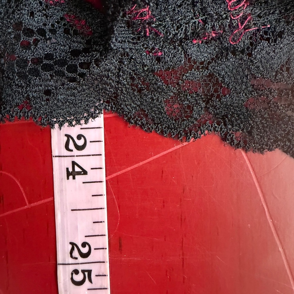 White House Black Market Silk Lace Blouse Womens Size 10 Red Coquette Y2K Glam - Picture 8 of 11